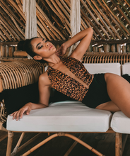 Cargar imagen en el visor de la galería, Noa Kai Swimwear Moani One Piece in Leopard and Black